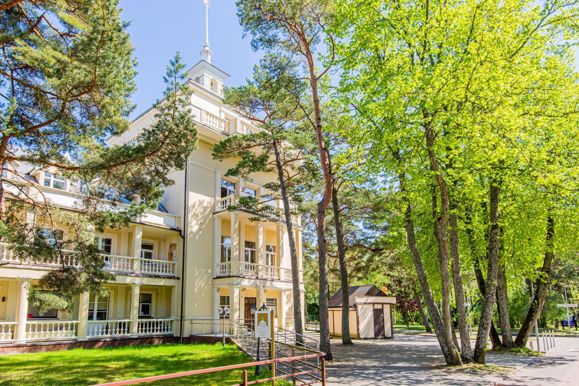 Hotel Zuvedra Palanga Exteriér fotografie