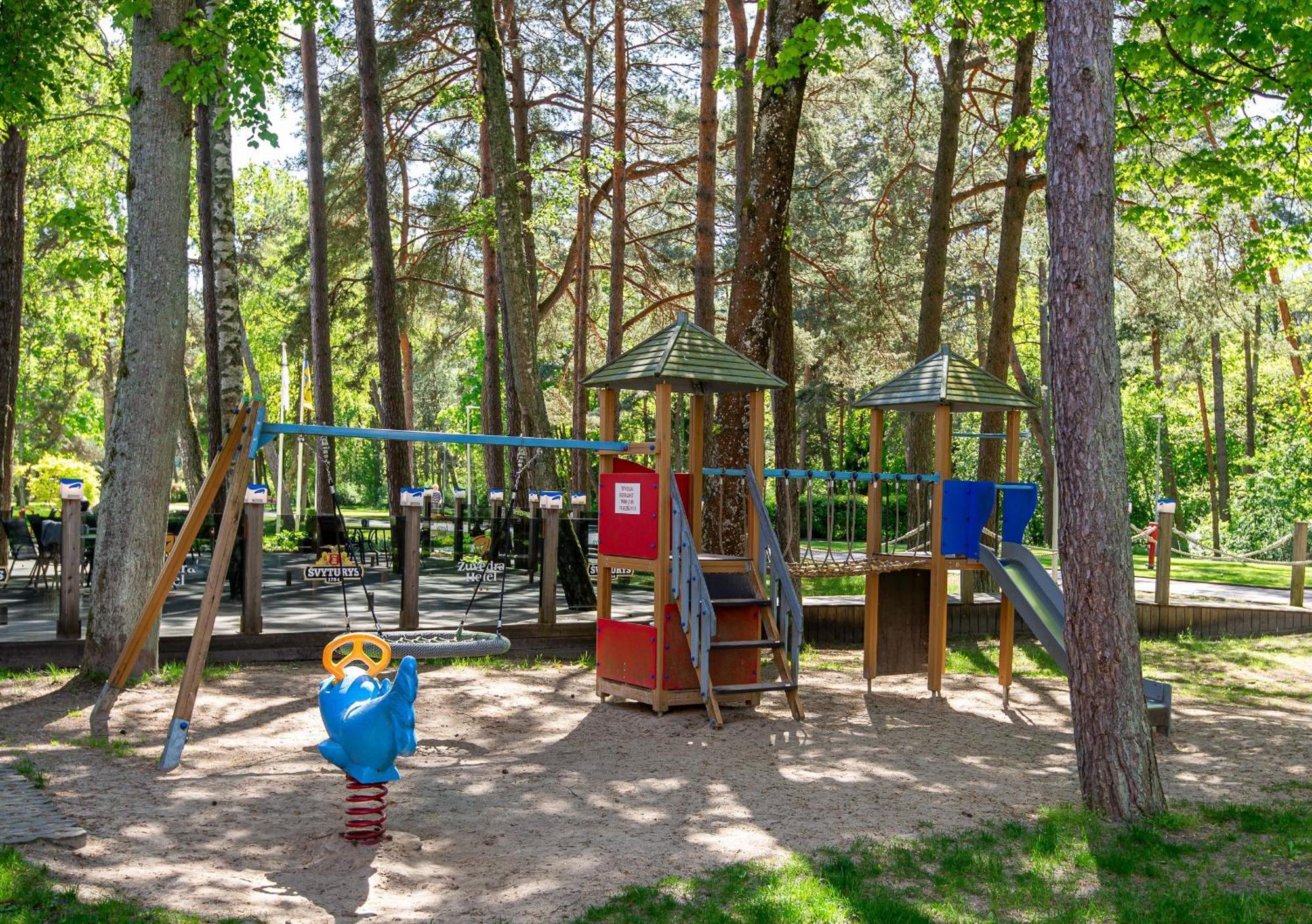 Hotel Zuvedra Palanga Exteriér fotografie